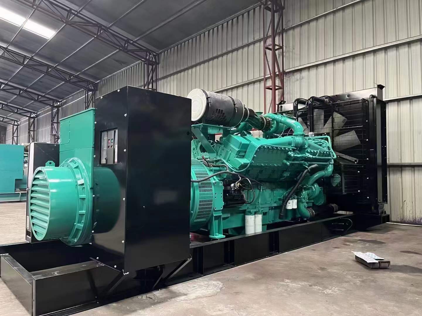 临县如何降低 800kW 柴油发电机输出电流的波动？