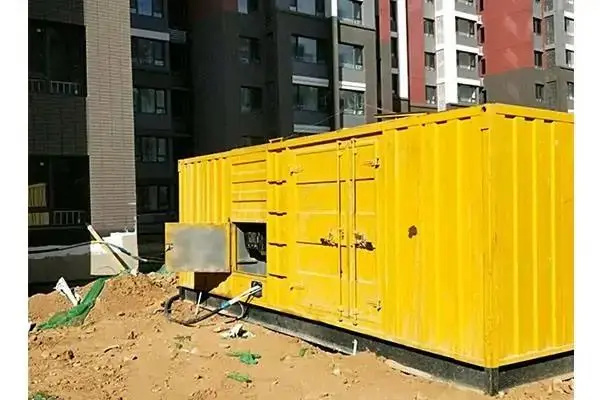 临县发电机租赁中燃油压力过低会对发动机的哪些部件造成损坏？